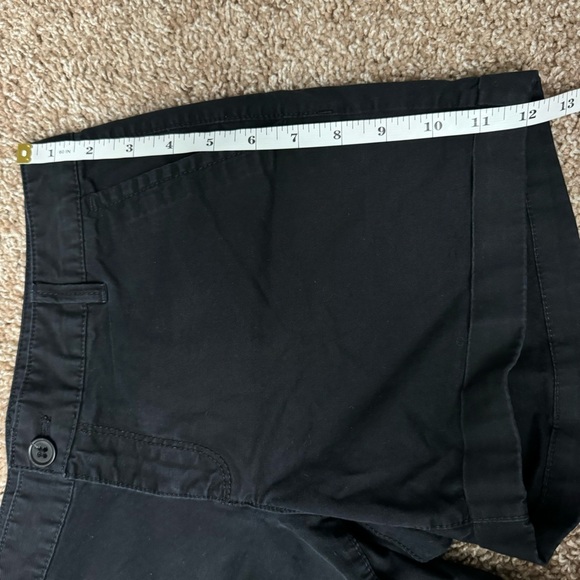Banana Republic Women’s Black City‎ Chino Shorts Size 2 - Picture 8 of 8